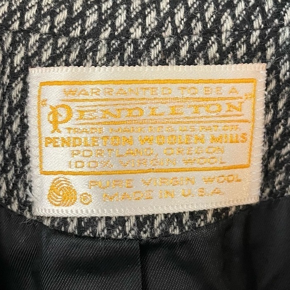 Pendleton Gray Houndstooth Blazer - Picture 3 of 8